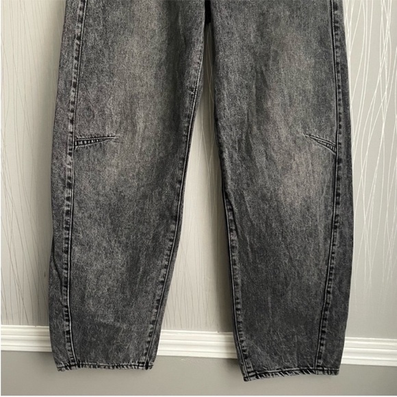 NWT Levi’s Cinch Barrel Jeans Black - Picture 5 of 15